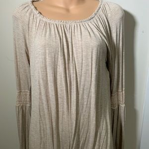 Maurices long sleeves tan shirt patterned elbows